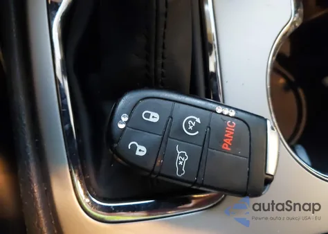 2018 Jeep Grand Cherokee Overland 4X4 from USA, damaged, VIN 1C4RJFCG0JC325022